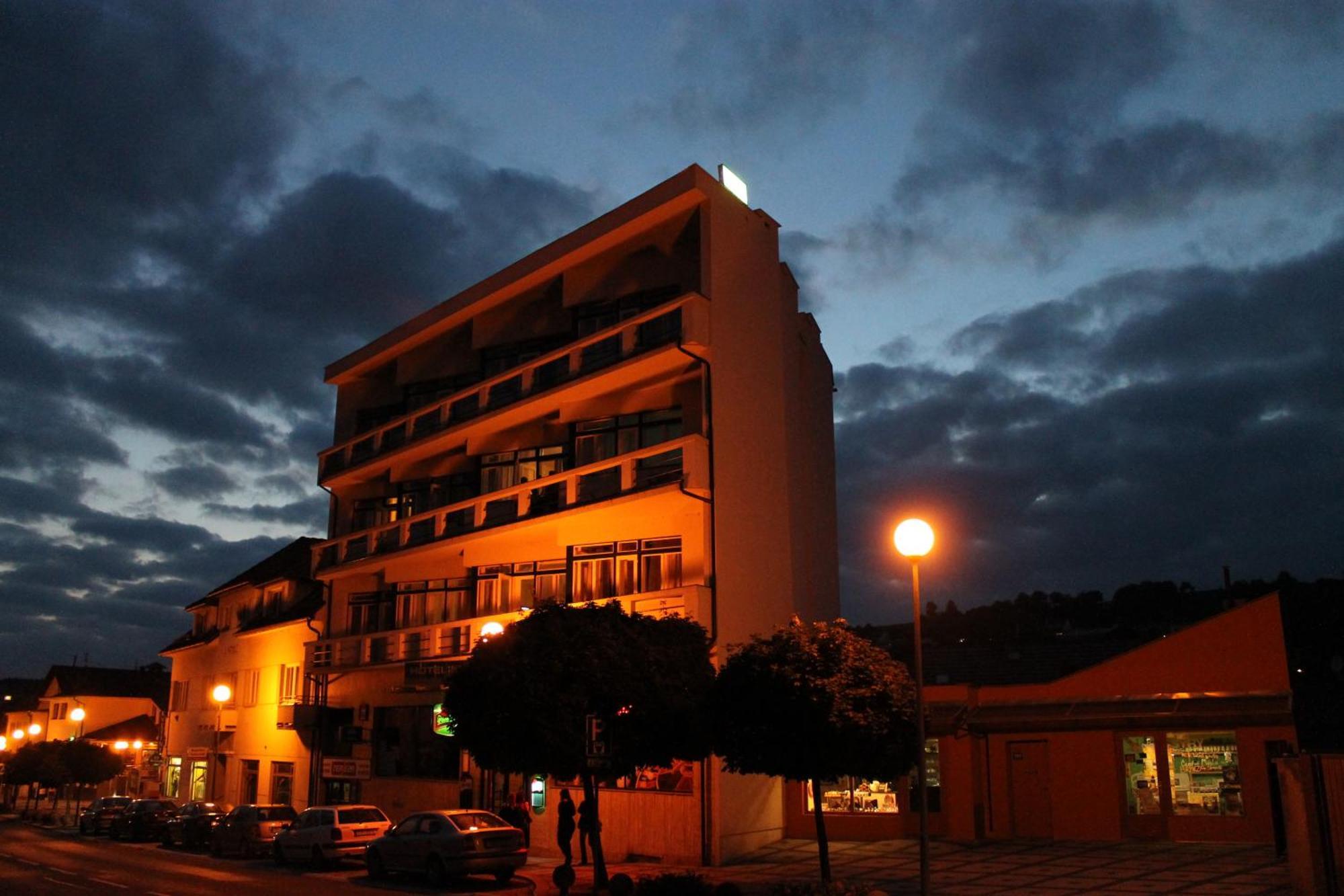 Hotel Krystal Luhačovice Eksteriør bilde